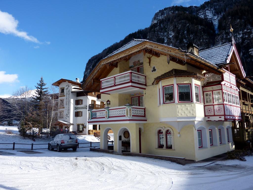 Appartamenti Majon Sotroi Campitello di Fassa Dış mekan fotoğraf