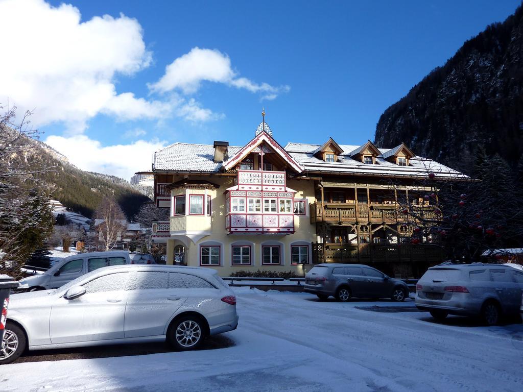 Appartamenti Majon Sotroi Campitello di Fassa Dış mekan fotoğraf